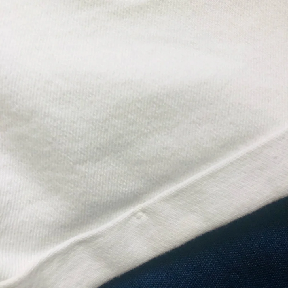 Hollister White Short - Picture 6 of 10